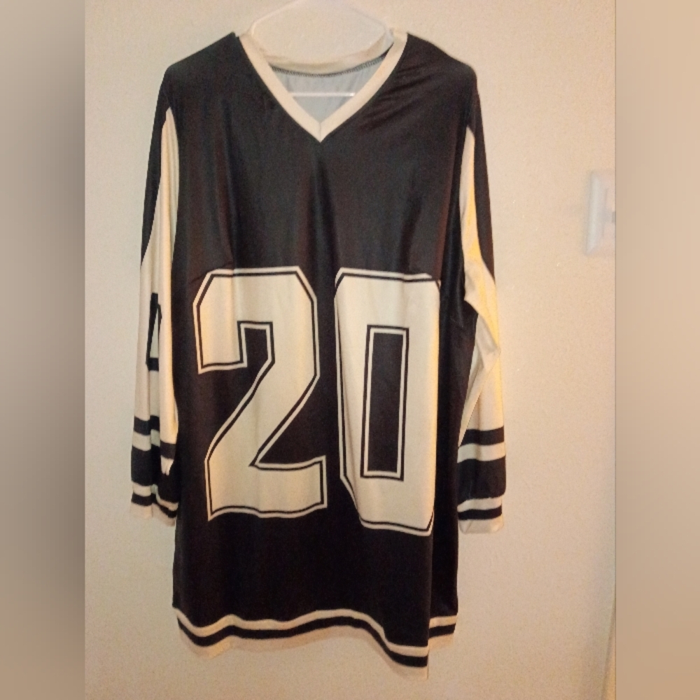 Black and Cream Number 20 Hockey Jersey Dress New.